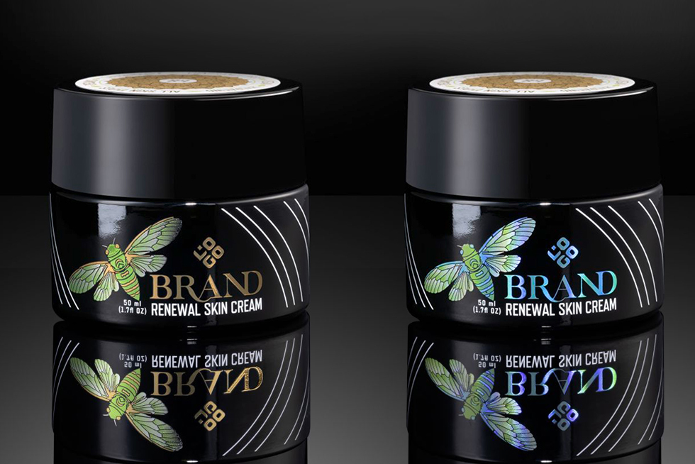 Cosmetic jars with gold-plated paper labels & plastic labels